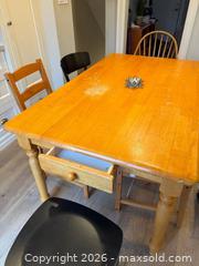 MaxSold Auction: Solid Wood Dining or Kitchen Table  - Mississauga (Ontario, Canada) SELLER MANAGED Charity/Fundraising Online Auction - Lakeshore Road East