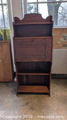 MaxSold Auction: Upright desk and book case  - Mississauga (Ontario, Canada) SELLER MANAGED Charity/Fundraising Online Auction - Lakeshore Road East