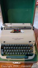 MaxSold Auction: Vintage Remington Typewriter - Mississauga (Ontario, Canada) SELLER MANAGED Charity/Fundraising Online Auction - Lakeshore Road East