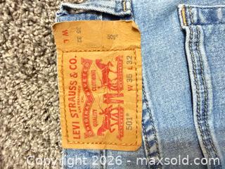 MaxSold Auction: Levi's 501 Jeans W35 L32 Light Wash Straight Leg - Maple Ridge (British Columbia, Canada) PARTNER MANAGED Estate Sale Online Auction - Blanshard Street