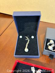 MaxSold Auction: Necklace, Ring & Earring Lot — Simulated Pearls & Rhinestones (4–7 pcs) -sc - Maple Ridge (British Columbia, Canada) PARTNER MANAGED Estate Sale Online Auction - Blanshard Street