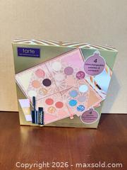 MaxSold Auction: Tarte High performance naturals Makeup Set with Mirror -SC - Maple Ridge (British Columbia, Canada) PARTNER MANAGED Estate Sale Online Auction - Blanshard Street