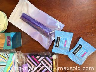 MaxSold Auction: Tarte Makeup Lot — Eyeshadow Palette, Mascara & Brushes (11+) -SC - Maple Ridge (British Columbia, Canada) PARTNER MANAGED Estate Sale Online Auction - Blanshard Street