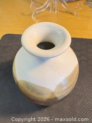 MaxSold Auction: Vtg. Japanese Marked Stoneware/Porcelain Crackle Glaze Vase, Approx. 4 in - Maple Ridge (British Columbia, Canada) PARTNER MANAGED Estate Sale Online Auction - Blanshard Street