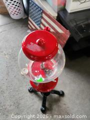 MaxSold Auction: Carousel gumball machine - Upper Moreland Township (Pennsylvania, USA) SELLER MANAGED Charity/Fundraising Online Auction - Davisville Road