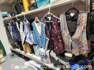 MaxSold Auction: Collection of vests - Upper Moreland Township (Pennsylvania, USA) SELLER MANAGED Charity/Fundraising Online Auction - Davisville Road