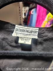 MaxSold Auction: Collection of vests - Upper Moreland Township (Pennsylvania, USA) SELLER MANAGED Charity/Fundraising Online Auction - Davisville Road