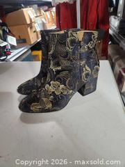 MaxSold Auction: Franco sarto patterned women's shoes - Upper Moreland Township (Pennsylvania, USA) SELLER MANAGED Charity/Fundraising Online Auction - Davisville Road