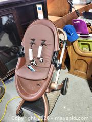 MaxSold Auction: "Hot mom" stroller - Upper Moreland Township (Pennsylvania, USA) SELLER MANAGED Charity/Fundraising Online Auction - Davisville Road