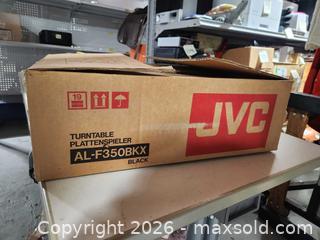 MaxSold Auction: Jvc automatic turntable - Upper Moreland Township (Pennsylvania, USA) SELLER MANAGED Charity/Fundraising Online Auction - Davisville Road