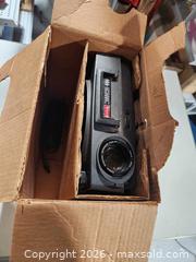 MaxSold Auction: kodak carousel slide projector - Upper Moreland Township (Pennsylvania, USA) SELLER MANAGED Charity/Fundraising Online Auction - Davisville Road