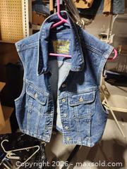 MaxSold Auction: Liz Claiborne denim vest - Upper Moreland Township (Pennsylvania, USA) SELLER MANAGED Charity/Fundraising Online Auction - Davisville Road