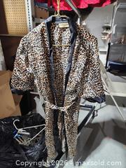 MaxSold Auction: Nines cheetah print night top - Upper Moreland Township (Pennsylvania, USA) SELLER MANAGED Charity/Fundraising Online Auction - Davisville Road