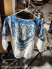 MaxSold Auction: Penni Anna vintage style tiger print top - Upper Moreland Township (Pennsylvania, USA) SELLER MANAGED Charity/Fundraising Online Auction - Davisville Road