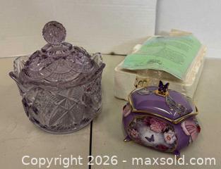 MaxSold Auction: Ardleigh Elliott (Lena Liu) Porcelain Music Jewelry Box & Lavender Glass Jar - Lakeshore (Ontario, Canada) PARTNER MANAGED Downsizing Online Auction - County Road 42