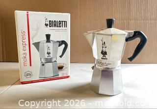 MaxSold Auction: Bialetti Moka Express 6-Cup Aluminum Stovetop Moka Pot - Lakeshore (Ontario, Canada) PARTNER MANAGED Downsizing Online Auction - County Road 42