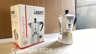 MaxSold Auction: Bialetti Moka Express 6-Cup Aluminum Stovetop Moka Pot - Lakeshore (Ontario, Canada) PARTNER MANAGED Downsizing Online Auction - County Road 42