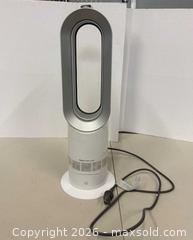 MaxSold Auction: Dyson AM09 Hot+Cool Bladeless Fan Heater, White/Silver - Lakeshore (Ontario, Canada) PARTNER MANAGED Downsizing Online Auction - County Road 42