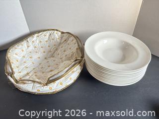 MaxSold Auction: Royal Doulton Innocence Wistful H 5076 Soup Bowl (set of 12) - Lakeshore (Ontario, Canada) PARTNER MANAGED Downsizing Online Auction - County Road 42