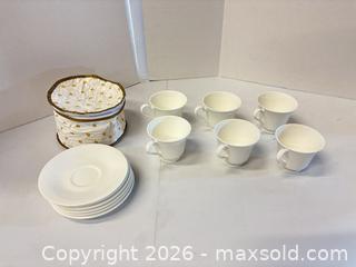 MaxSold Auction: Royal Doulton Wistful (H5075) Bone China Tea Set - Lakeshore (Ontario, Canada) PARTNER MANAGED Downsizing Online Auction - County Road 42