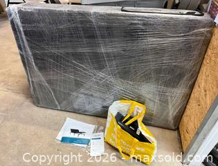 MaxSold Auction: Tempur-Pedic EASE Adjustable Bed Base — Full/Double, Black - Lakeshore (Ontario, Canada) PARTNER MANAGED Downsizing Online Auction - County Road 42