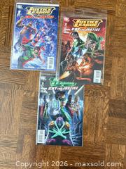 MaxSold Auction: Justice League Cry For Justice - Toronto (Ontario, Canada) SELLER MANAGED Downsizing Online Auction - Massey Square (CONDO)