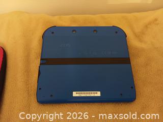 MaxSold Auction: Nintendo 2DS Blue Console with ~10 Nintendo 3DS/DS Games - Brampton (Ontario, Canada) SELLER MANAGED Moving Online Auction - Bartley Bull Parkway