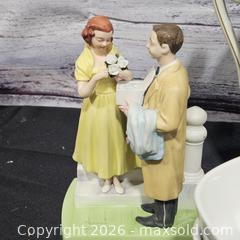 MaxSold Auction: Assorted Vintage Mid-Century Porcelain & Ceramic Decorative Lot - Hatboro (Pennsylvania, USA) PARTNER MANAGED Estate Sale Online Auction - Jacksonville Road