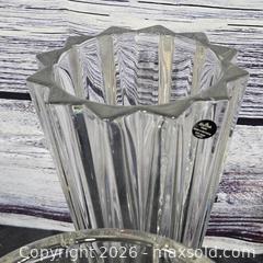 MaxSold Auction: Clear Cut Lead Crystal Vases, Set of 4–6 Rosenthal - Hatboro (Pennsylvania, USA) PARTNER MANAGED Estate Sale Online Auction - Jacksonville Road