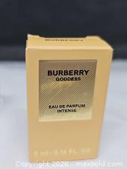 MaxSold Auction: Designer Perfume minis, samples - Hatboro (Pennsylvania, USA) PARTNER MANAGED Estate Sale Online Auction - Jacksonville Road