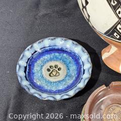 MaxSold Auction: Large Terracotta Ceramic Vase with Assorted Ceramic Figurines & Dishes - Hatboro (Pennsylvania, USA) PARTNER MANAGED Estate Sale Online Auction - Jacksonville Road