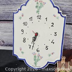 MaxSold Auction: Lot of 3 Vintage Wall, Mantel and Novelty Clocks - Hatboro (Pennsylvania, USA) PARTNER MANAGED Estate Sale Online Auction - Jacksonville Road