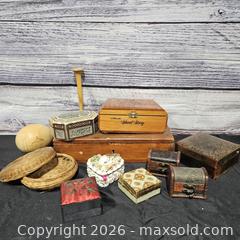 MaxSold Auction: Lot of Small Wooden and Shell Decorative Jewelry/Trinket Boxes Marquetry Mother of Pearl Jewelry Box - Hatboro (Pennsylvania, USA) PARTNER MANAGED Estate Sale Online Auction - Jacksonville Road