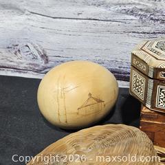 MaxSold Auction: Lot of Small Wooden and Shell Decorative Jewelry/Trinket Boxes Marquetry Mother of Pearl Jewelry Box - Hatboro (Pennsylvania, USA) PARTNER MANAGED Estate Sale Online Auction - Jacksonville Road