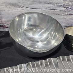 MaxSold Auction: Mixed Lot Vintage Pewter, Silver Plate & Stainless Serveware - Hatboro (Pennsylvania, USA) PARTNER MANAGED Estate Sale Online Auction - Jacksonville Road