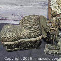 MaxSold Auction: Mixed Vintage Metalware Lot with Heraldic Plaque & Knight - Hatboro (Pennsylvania, USA) PARTNER MANAGED Estate Sale Online Auction - Jacksonville Road