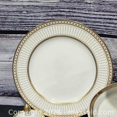 MaxSold Auction: Porcelain White Dinner Plates & Serving Tray with Gold Trim, Set of 13+ - Hatboro (Pennsylvania, USA) PARTNER MANAGED Estate Sale Online Auction - Jacksonville Road
