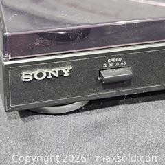 MaxSold Auction: Sony Black Turntable Record Player PS-LX300USB - Hatboro (Pennsylvania, USA) PARTNER MANAGED Estate Sale Online Auction - Jacksonville Road