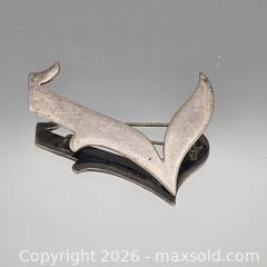 MaxSold Auction: Sterling Silver Abstract Modernist Brooch / Pin, 2-3 inches - Hatboro (Pennsylvania, USA) PARTNER MANAGED Estate Sale Online Auction - Jacksonville Road