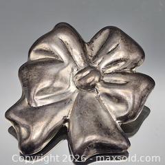 MaxSold Auction: Sterling Silver Bow Ribbon Brooch / Pin - Hatboro (Pennsylvania, USA) PARTNER MANAGED Estate Sale Online Auction - Jacksonville Road