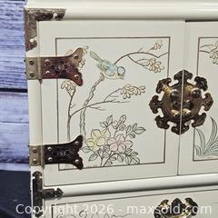 MaxSold Auction: Vintage Asian Cream Painted Wood Jewelry Box with Drawer - Hatboro (Pennsylvania, USA) PARTNER MANAGED Estate Sale Online Auction - Jacksonville Road