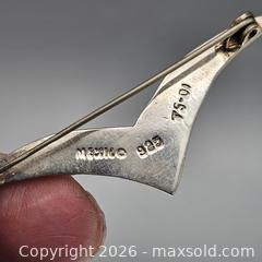 MaxSold Auction: Vintage Sterling Silver Chevron Abstract Brooch / Pin - Hatboro (Pennsylvania, USA) PARTNER MANAGED Estate Sale Online Auction - Jacksonville Road