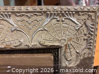 MaxSold Auction: H11 Queen Victoria Portrait Photo and Gorgeous Frame  - Toronto (Ontario, Canada) SELLER MANAGED Downsizing Online Auction -  The Kingsway