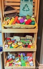 MaxSold Auction: T44 Fruit/Food Stand - Toronto (Ontario, Canada) SELLER MANAGED Downsizing Online Auction -  The Kingsway