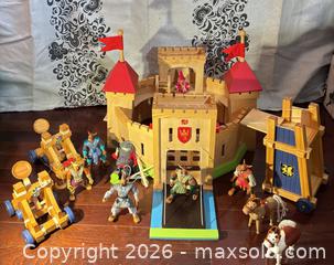 MaxSold Auction: T47 Step 2 Wooden Castle  - Toronto (Ontario, Canada) SELLER MANAGED Downsizing Online Auction -  The Kingsway
