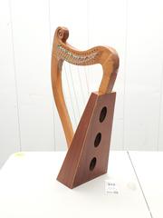MaxSold Auction: Vintage 19-String Celtic Lyre Harp - Toronto (Ontario, Canada) PARTNER MANAGED Downsizing Online Auction - Esandar Drive (STORAGE)