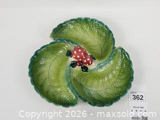 MaxSold Auction: Vintage Italian Majolica Leaf Divided Serving Dish - Toronto (Ontario, Canada) PARTNER MANAGED Downsizing Online Auction - Esandar Drive (STORAGE)