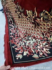 MaxSold Auction: Vintage Traditional Persian Style Medallion Wool Rug - Toronto (Ontario, Canada) PARTNER MANAGED Downsizing Online Auction - Esandar Drive (STORAGE)