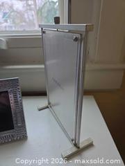 MaxSold Auction: 8 Wood and Metal Picture Frames with Glass - Baltimore (Maryland, USA) PARTNER MANAGED Estate Sale Online Auction - Ken Oak Road