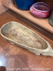 MaxSold Auction: Ceramic/Pottery Glazed Vase and Wood Bowl - Baltimore (Maryland, USA) PARTNER MANAGED Estate Sale Online Auction - Ken Oak Road